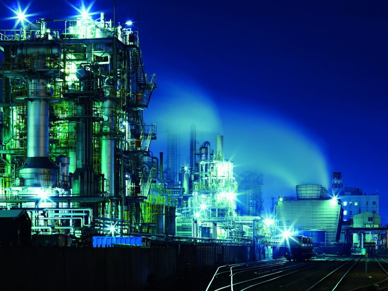 industriële chemische verwerkingsinstallaties vertrouwen op leidingsystemen die een veilige en betrouwbare werking garanderen.